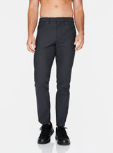 Load image into Gallery viewer, 7DIAMONDS The Infinity 7-Pocket Pant - Charcoal
