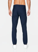 Load image into Gallery viewer, 7DIAMONDS The Infinity 7-Pocket Pant - Navy

