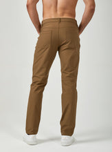 Load image into Gallery viewer, 7DIAMONDS The Infinity 7-Pocket Pant - Tan
