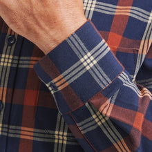 Load image into Gallery viewer, Mizzen+Main City Flannel - Rust/Tan Large Multi Plaid
